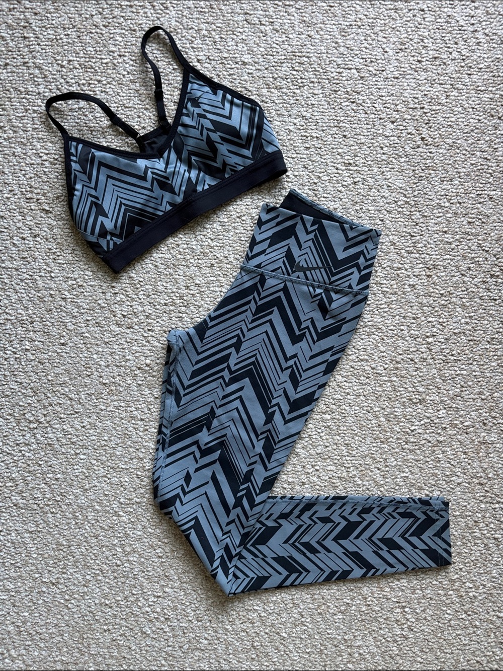 Nike Dri-Fit Gray and Black Chevron-Print Sports Bra and Leggings Set
